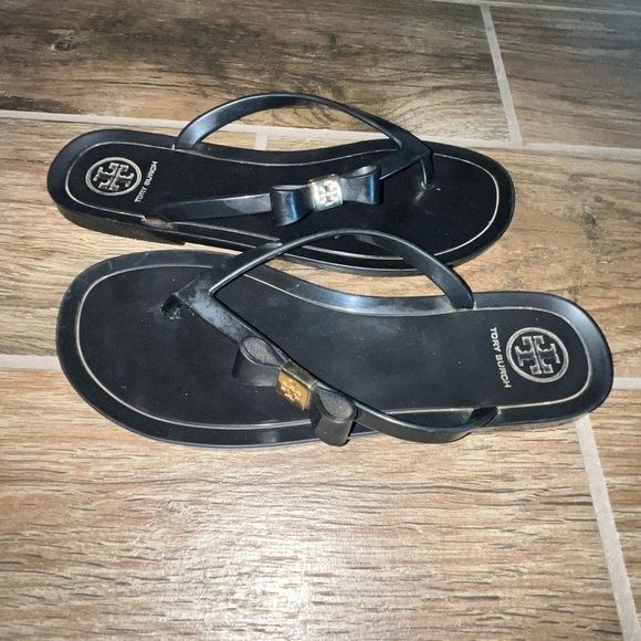 Tory Burch Michaela Bow jelly thong sandal - Picture 3 of 5
